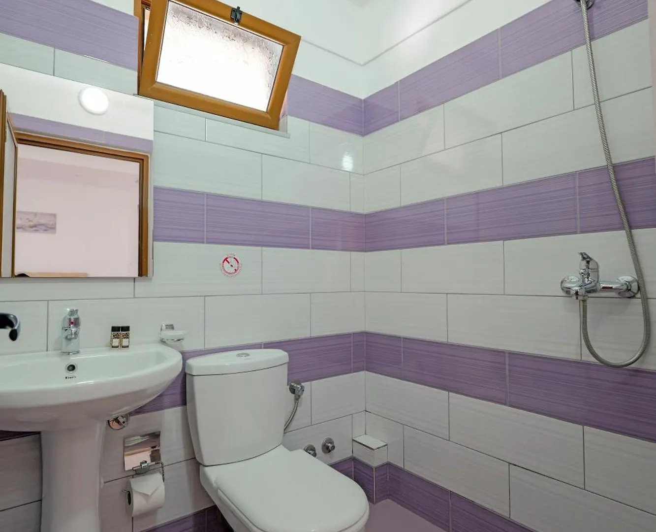 Villa Agur Kapo Ksamil 0*,  Albania